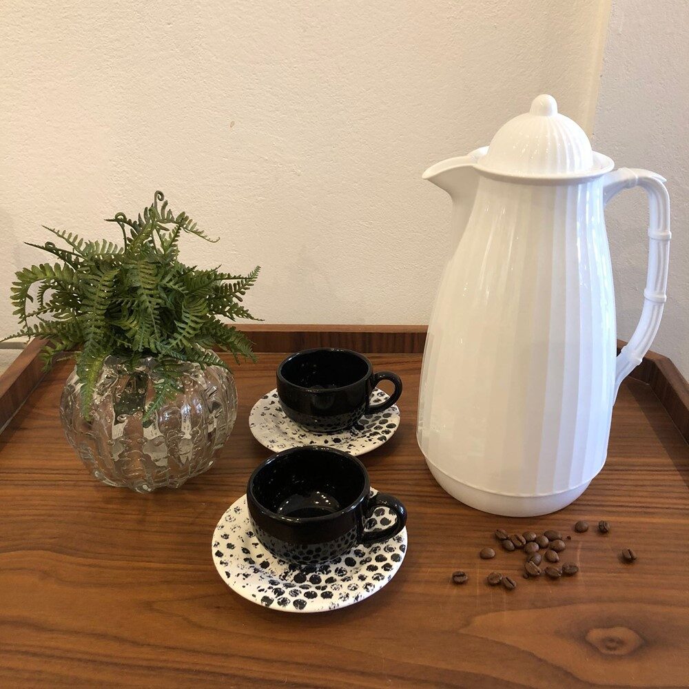 Vintage Thermique Thermos With 2 Cups Crown Corning White 